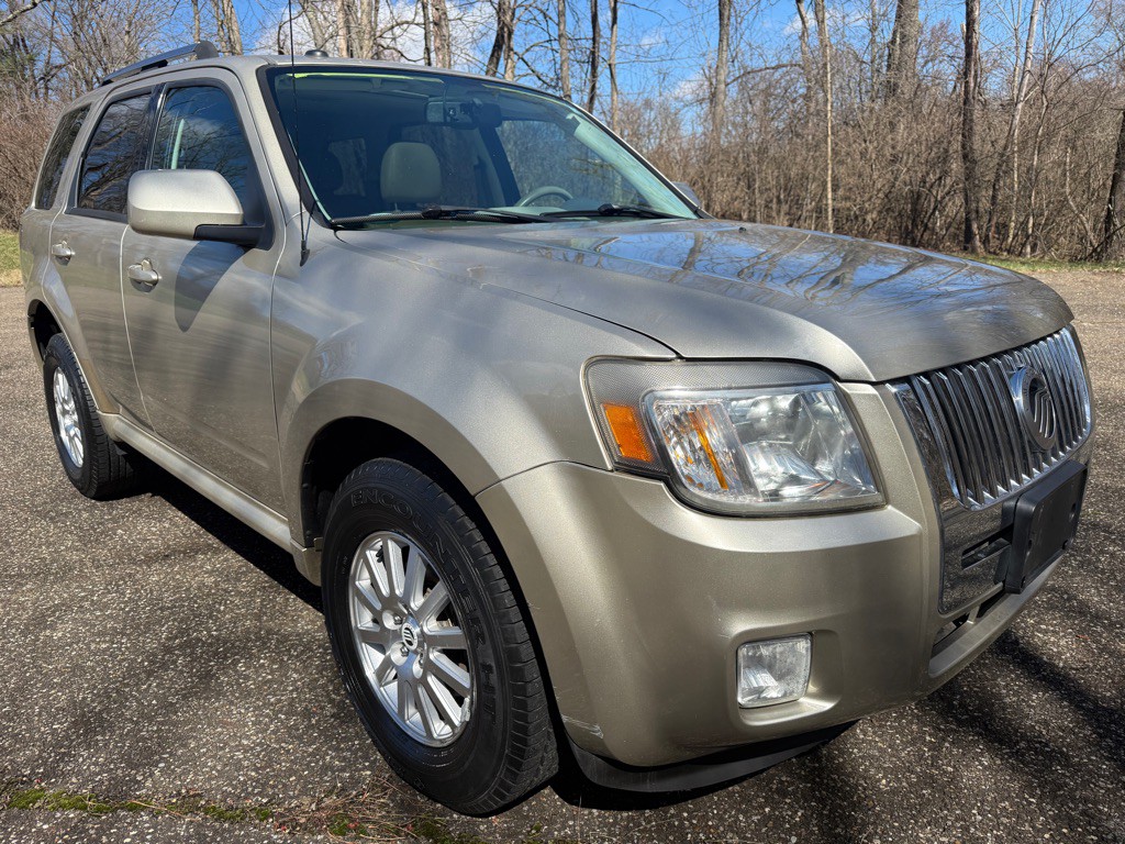 2010 Mercury Mariner Image 2