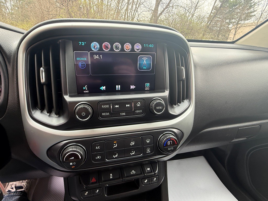 2015 Chevrolet Colorado Image 24