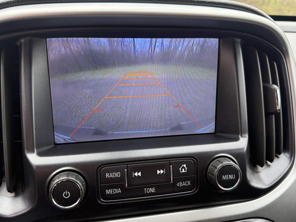 2015 Chevrolet Colorado Image 25