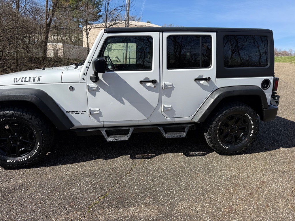 2017 Jeep Wrangler Unlimited Image 8