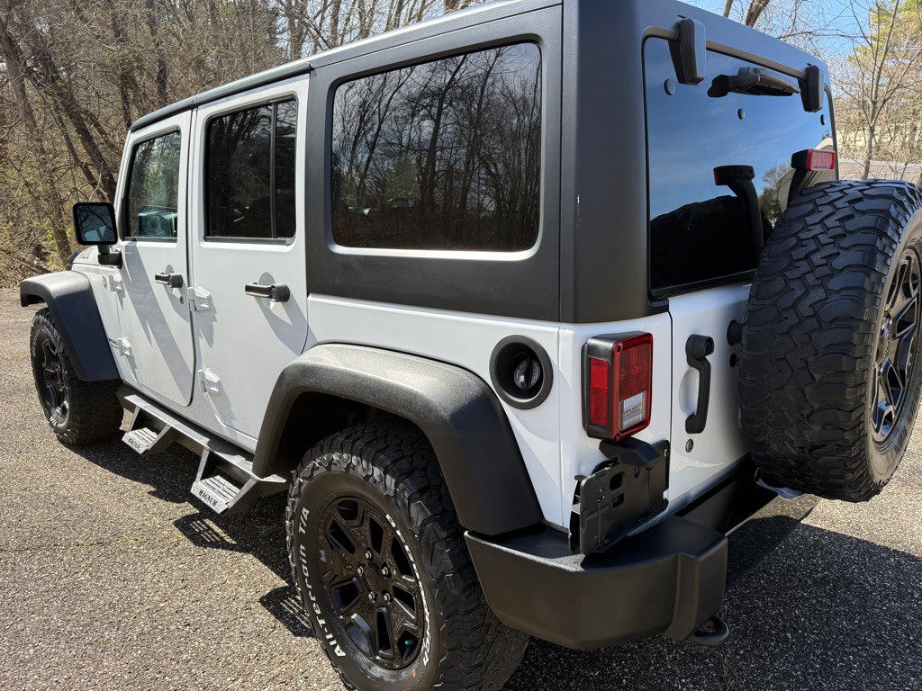 2017 Jeep Wrangler Unlimited Image 9