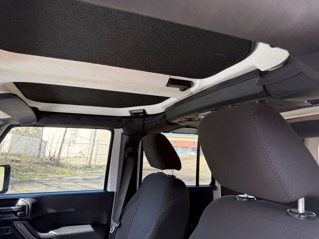 2017 Jeep Wrangler Unlimited Image 16
