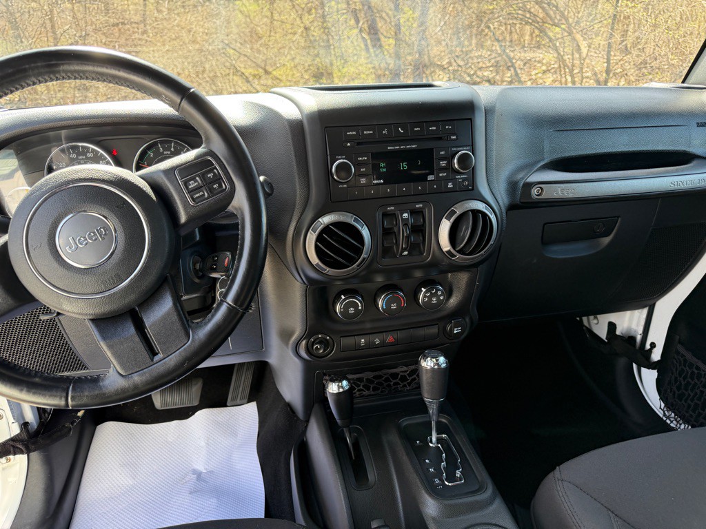 2017 Jeep Wrangler Unlimited Image 18