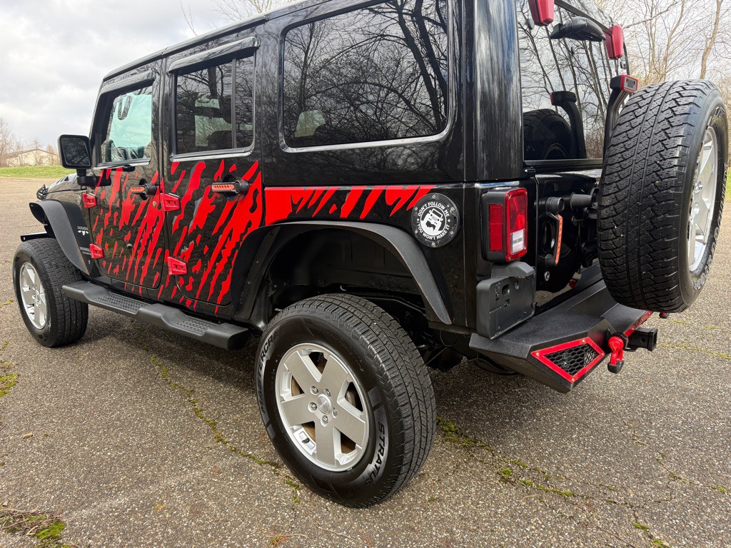 2012 Jeep Wrangler Unlimited Image 8