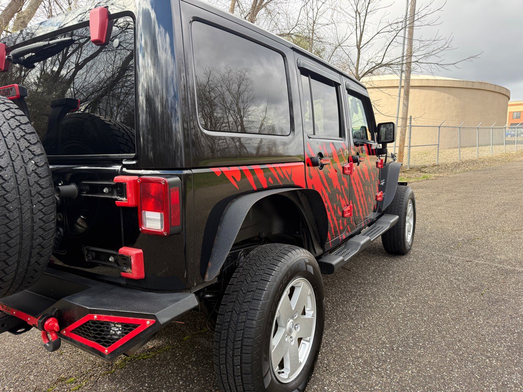 2012 Jeep Wrangler Unlimited Image 12