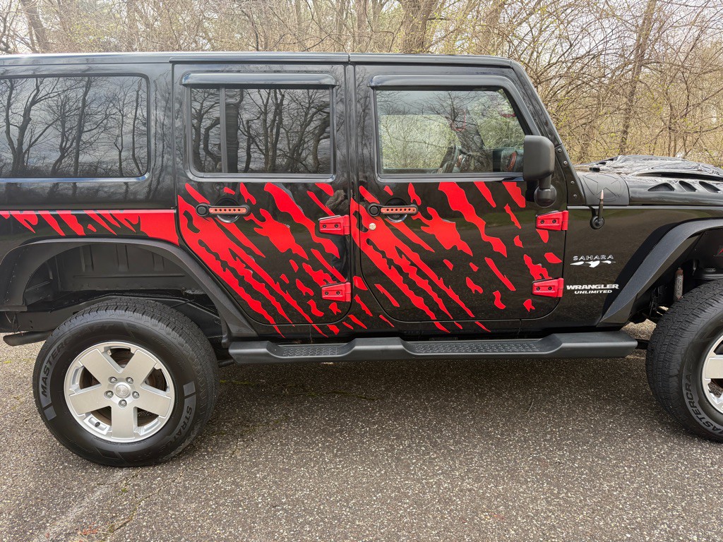 2012 Jeep Wrangler Unlimited Image 13