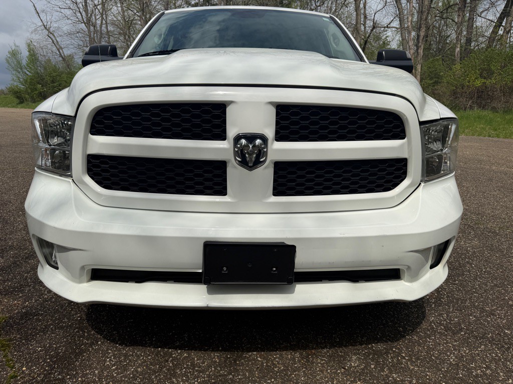 2019 RAM 1500 Image 3