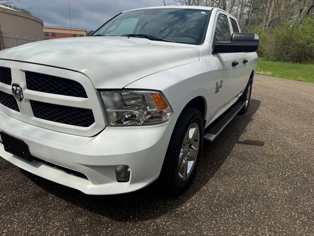 2019 RAM 1500 Image 4