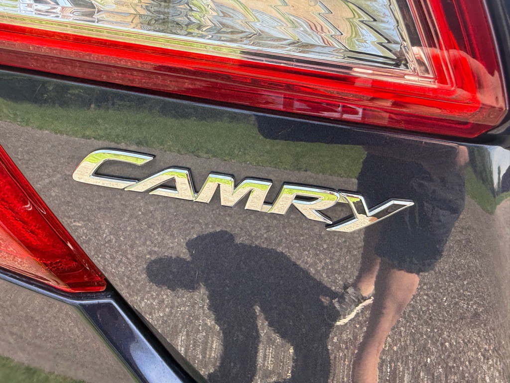 2014 Toyota Camry Image 8