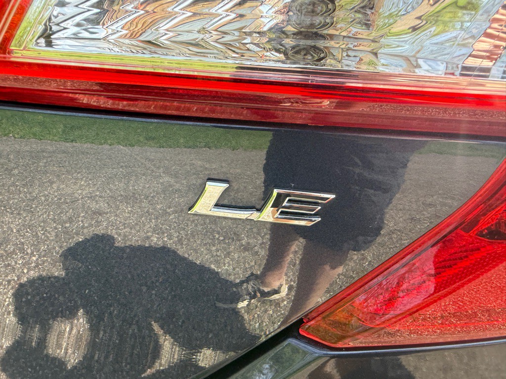 2014 Toyota Camry Image 9
