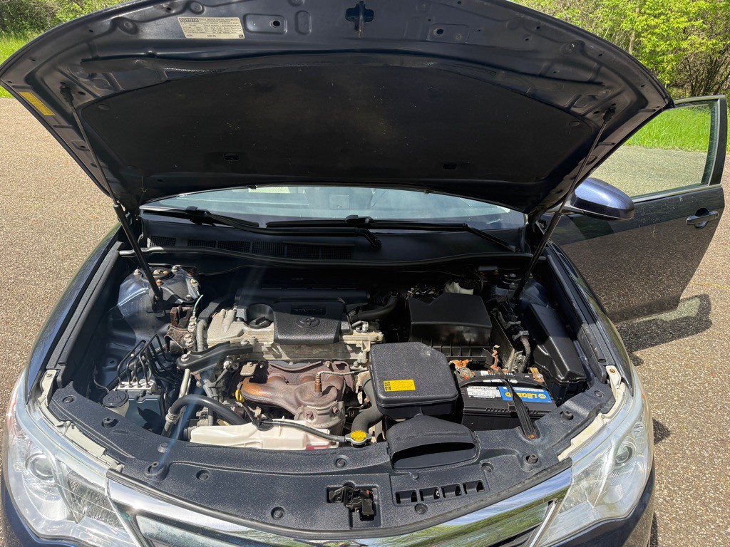 2014 Toyota Camry Image 18