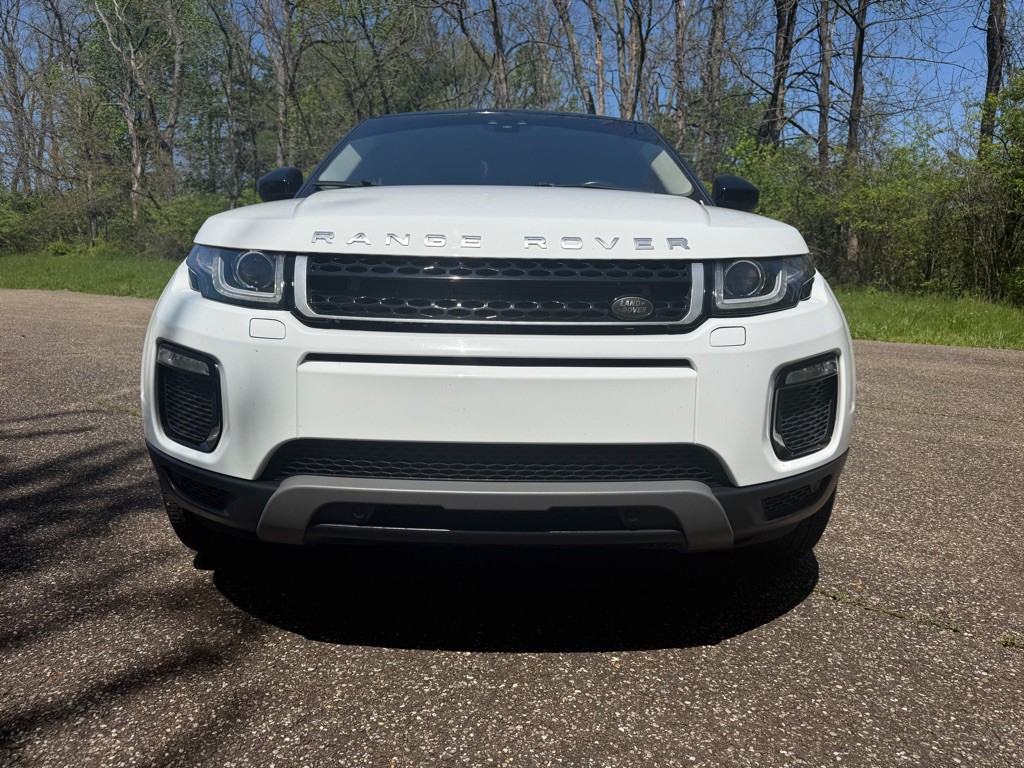 2018 Land Rover Range Rover Evoque Image 3