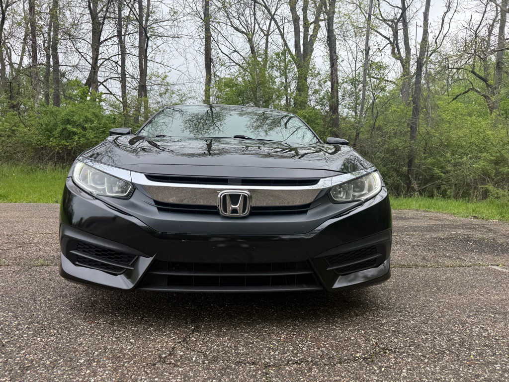 2017 Honda Civic Image 2