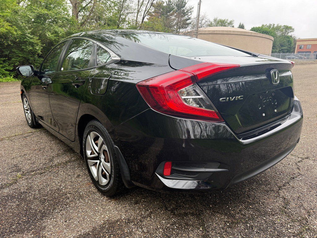 2017 Honda Civic Image 5