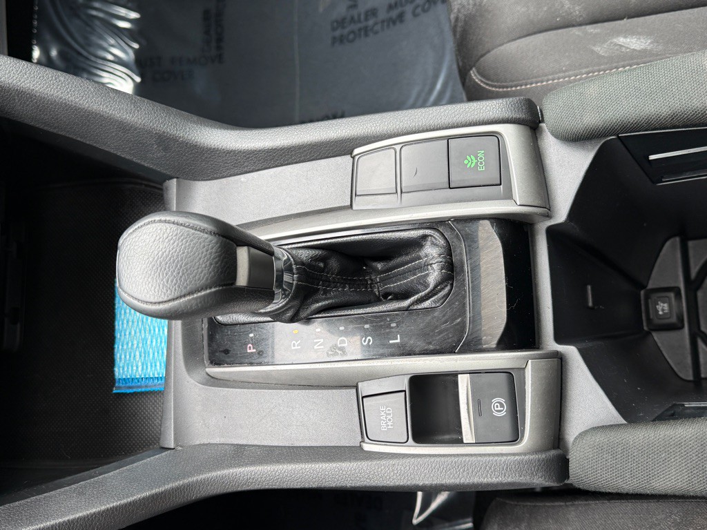 2019 Honda Civic Image 24