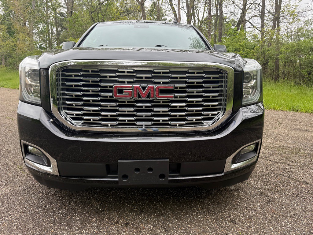 2018 GMC Yukon Image 3