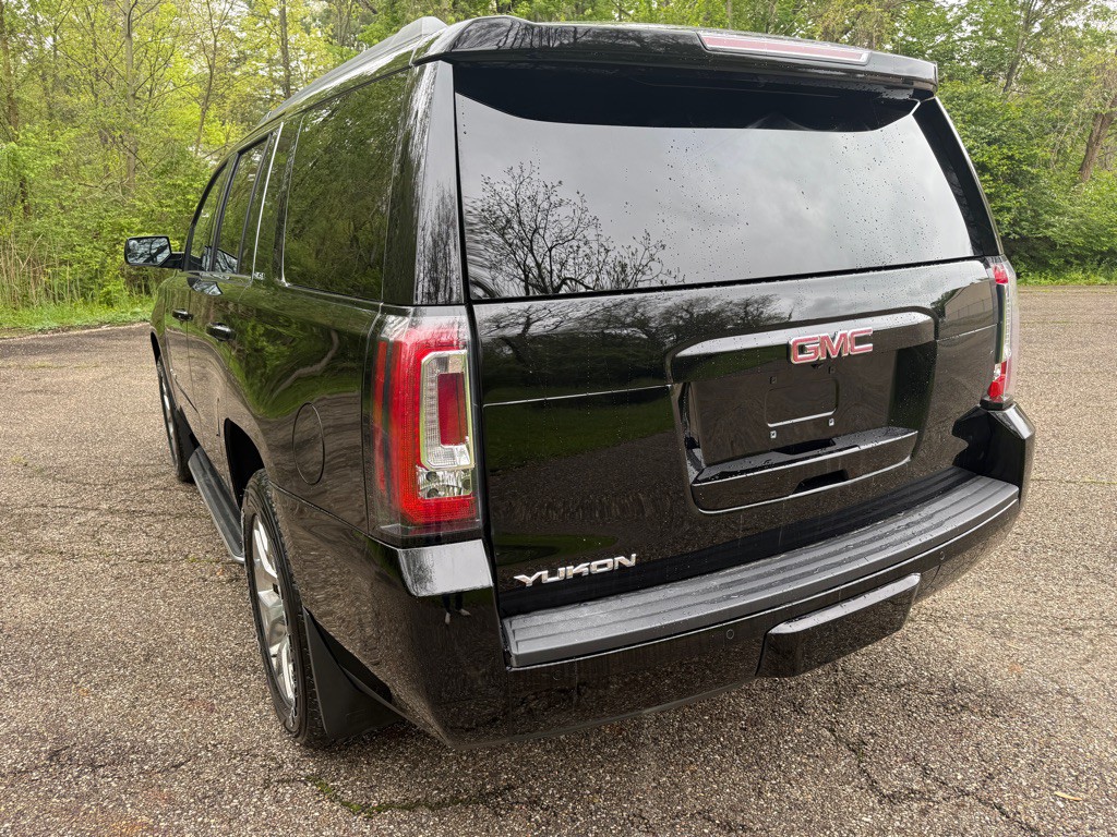 2018 GMC Yukon Image 7