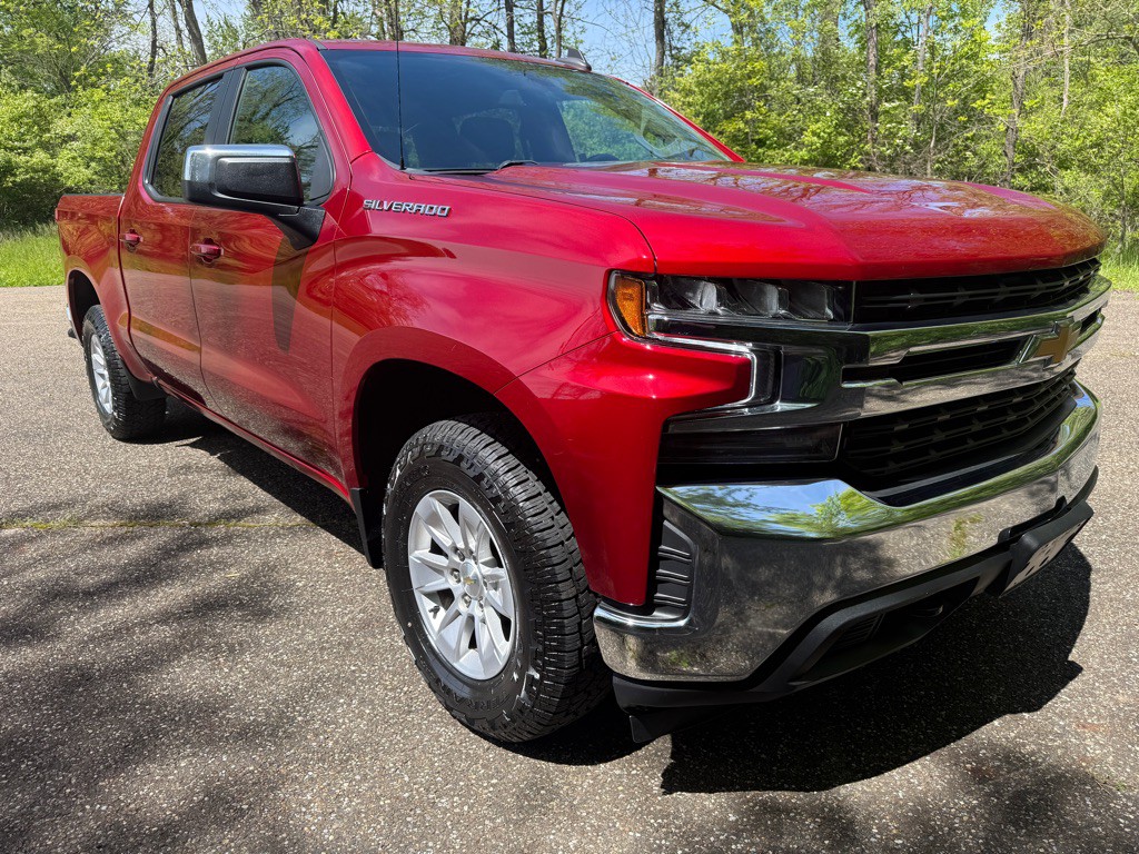 2021 Chevrolet Silverado 1500 Image 2