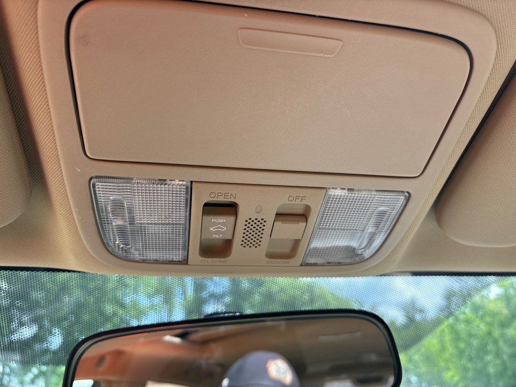 2010 Honda CR-V Image 24