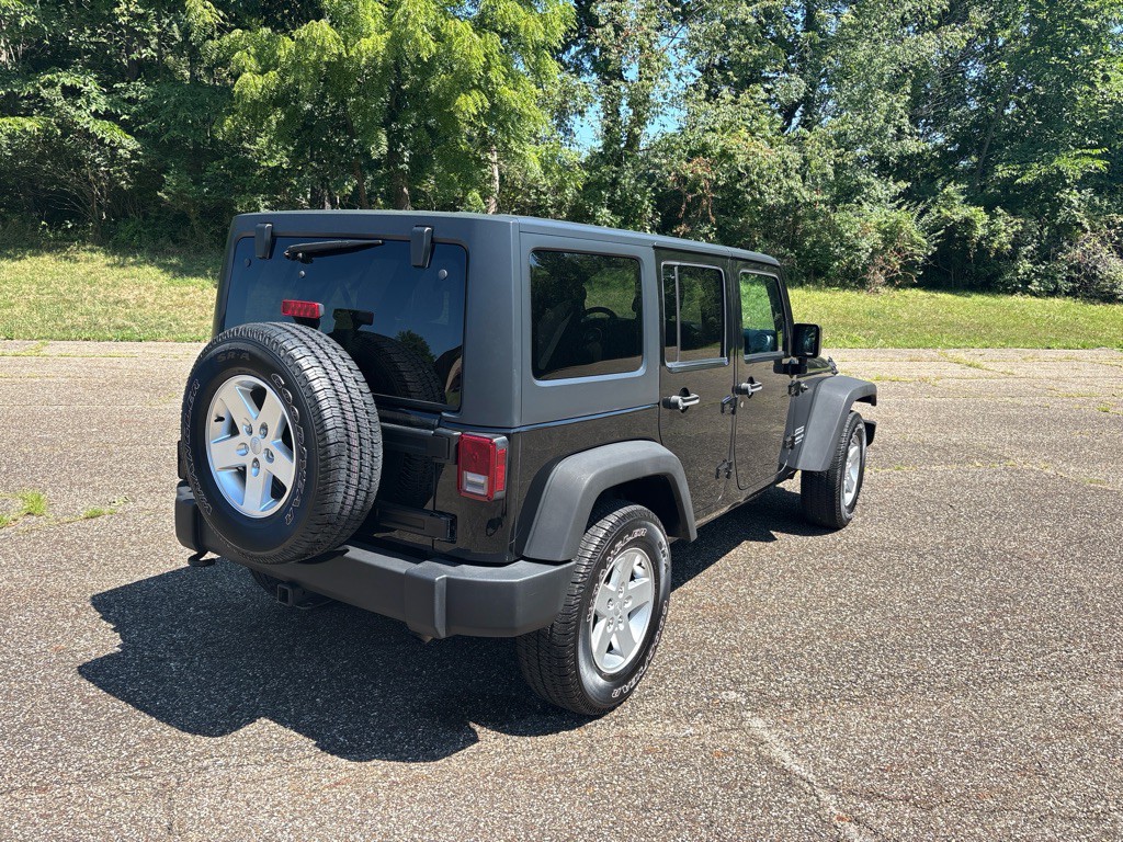 2016 Jeep Wrangler Unlimited Image 3