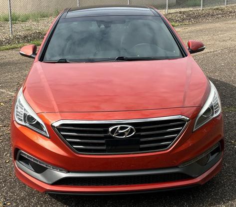2015 Hyundai Sonata Image 8