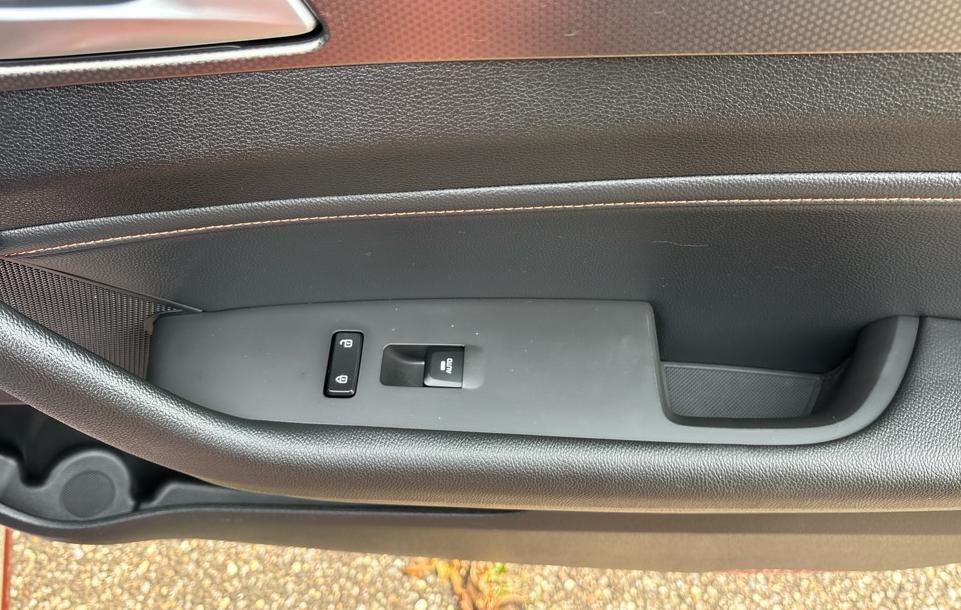 2015 Hyundai Sonata Image 16