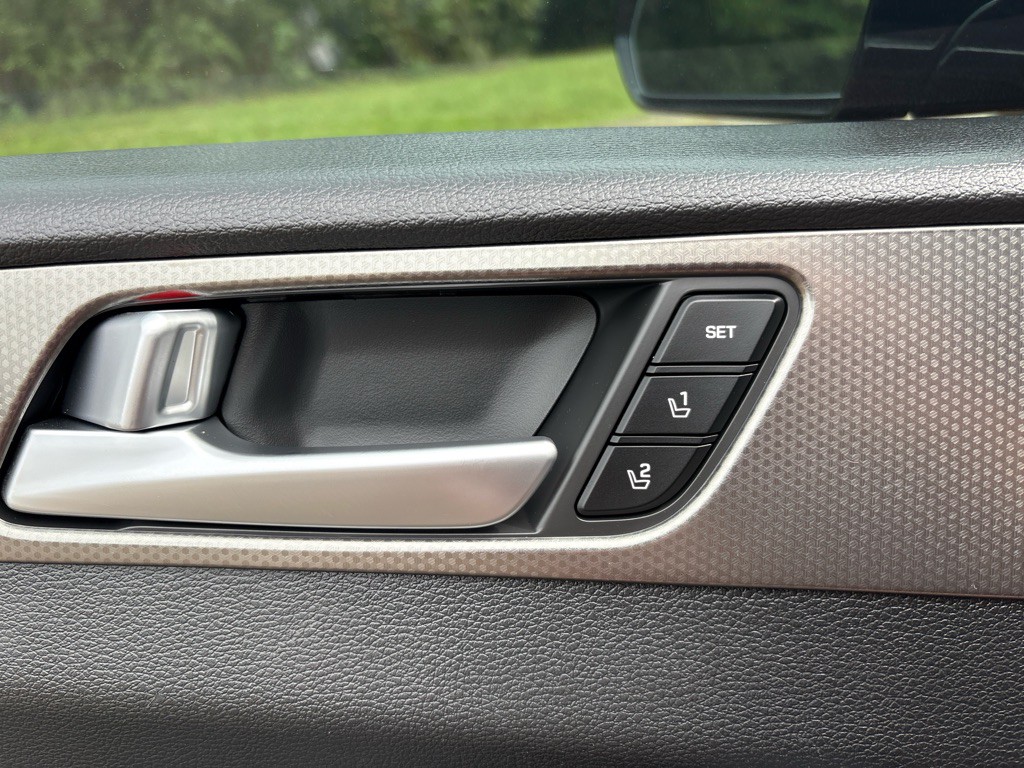 2015 Hyundai Sonata Image 22