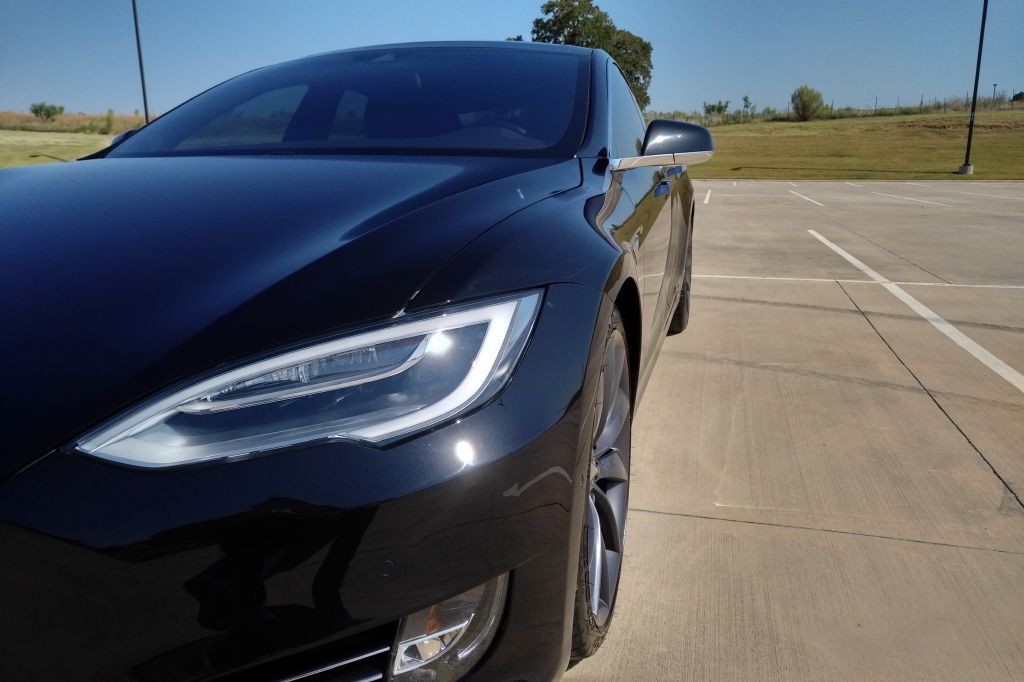 2016 Tesla Model S Image 9