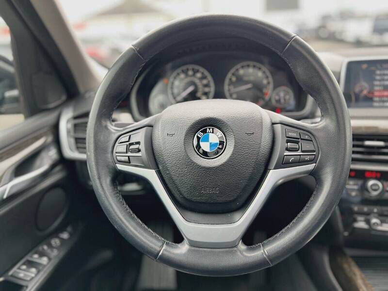 2016 BMW X5 Image 35