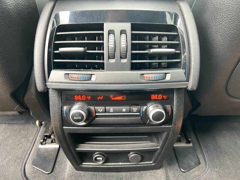 2016 BMW X5 Image 39