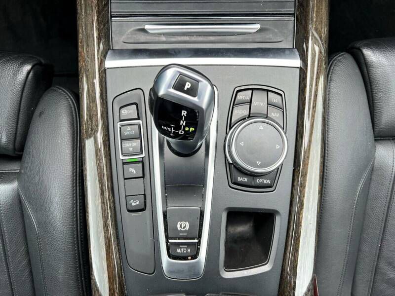 2016 BMW X5 Image 40