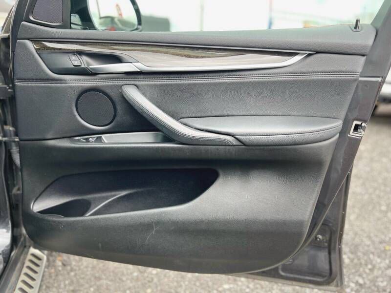 2016 BMW X5 Image 44