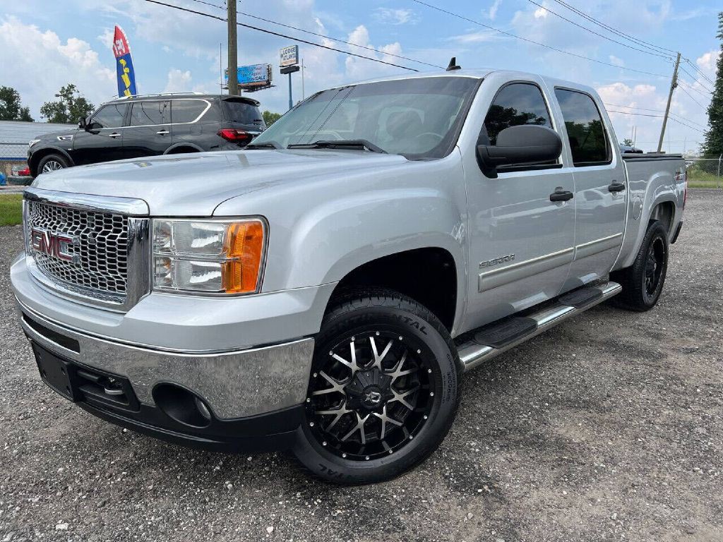 2012 GMC Sierra Image 1