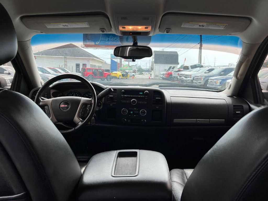 2012 GMC Sierra Image 17