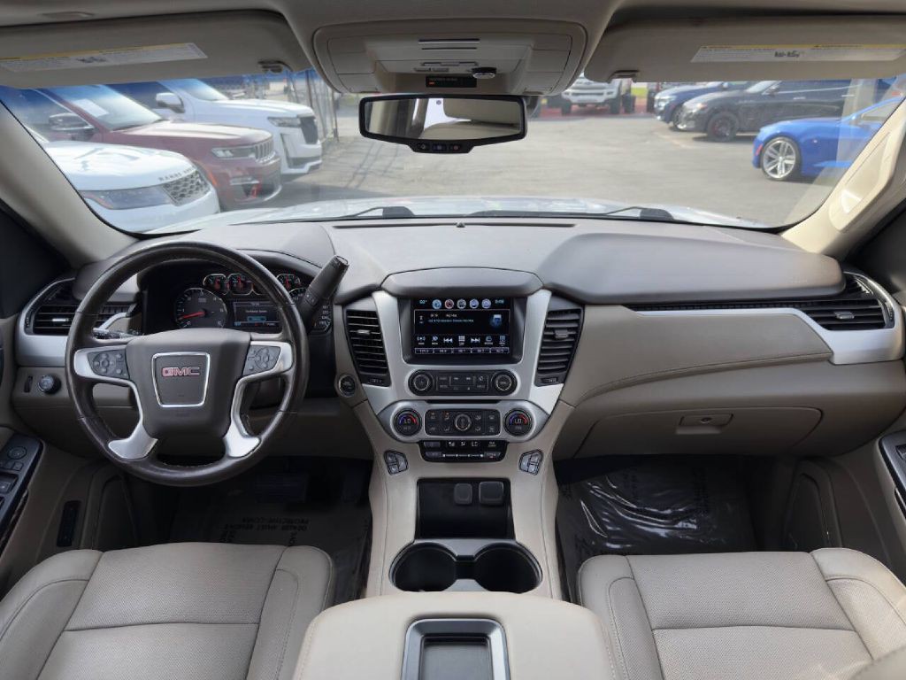 2019 GMC Yukon Image 16