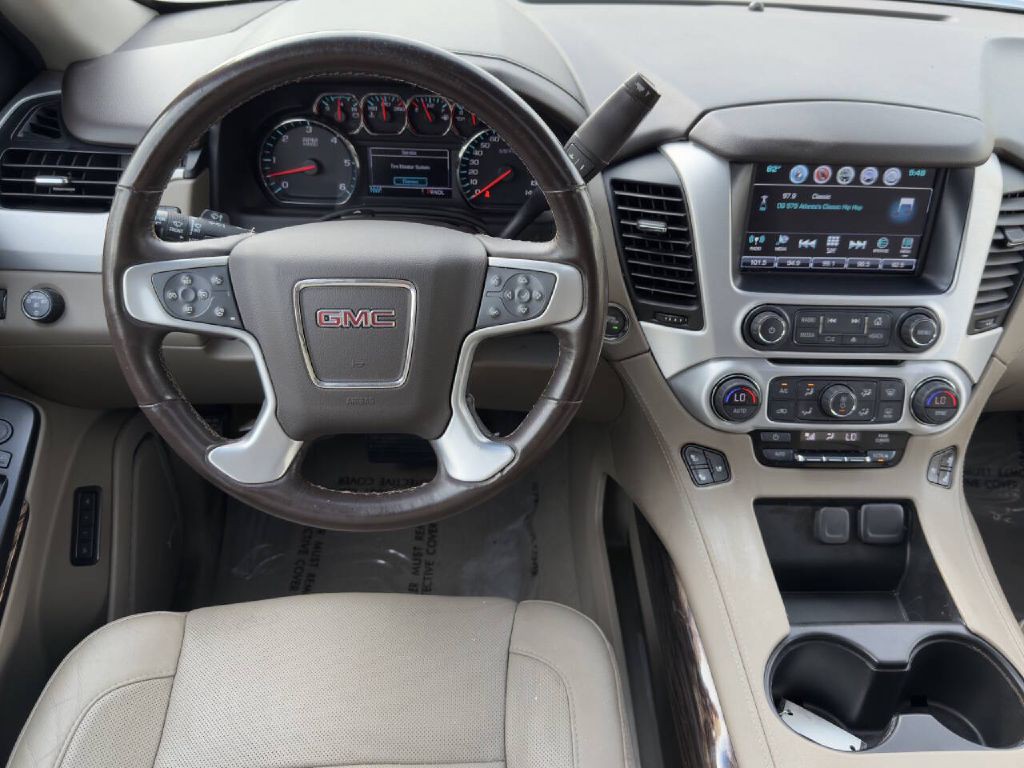 2019 GMC Yukon Image 17
