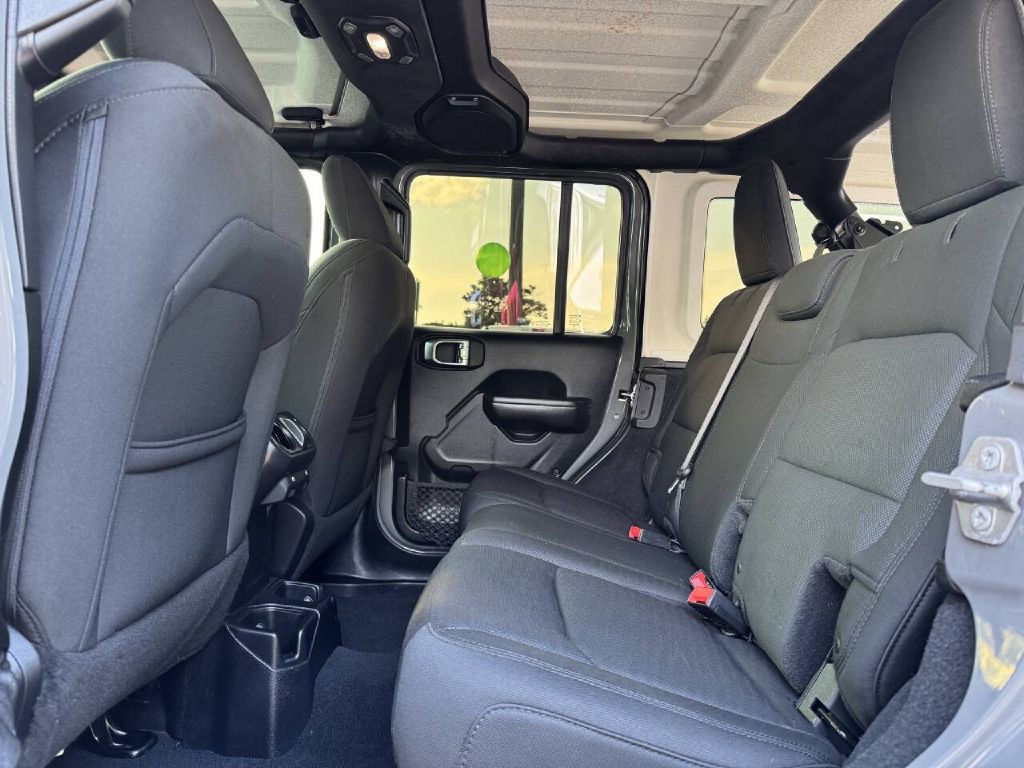 2018 Jeep Wrangler Unlimited Image 14