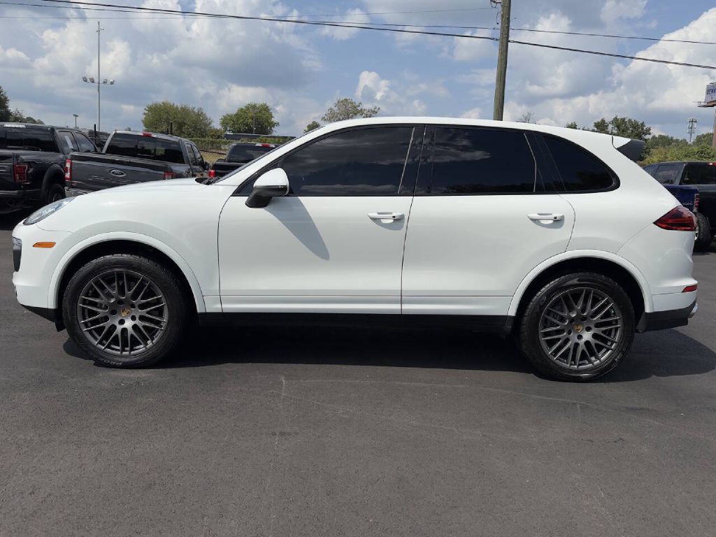 2017 Porsche Cayenne Image 4