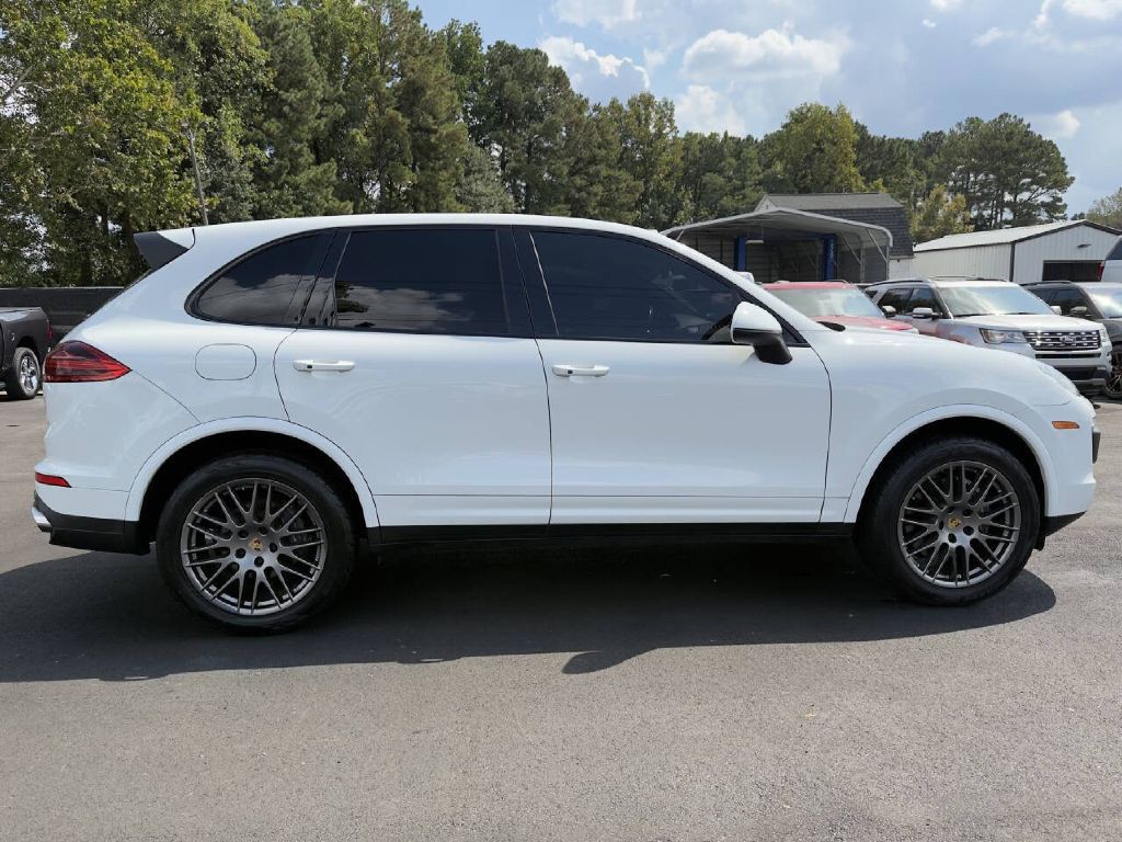 2017 Porsche Cayenne Image 5