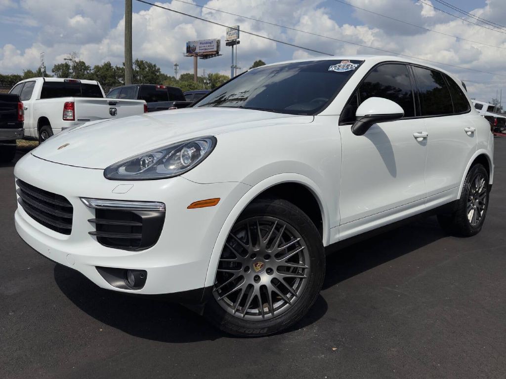 2017 Porsche Cayenne Image 25