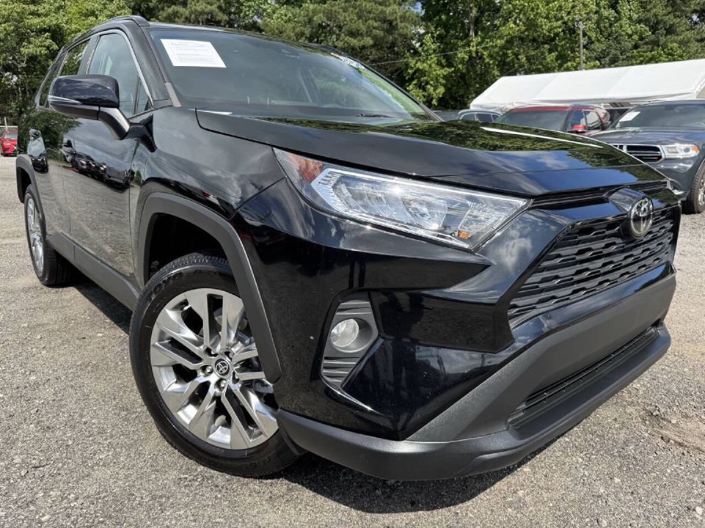 2021 Toyota Rav4 Image 2