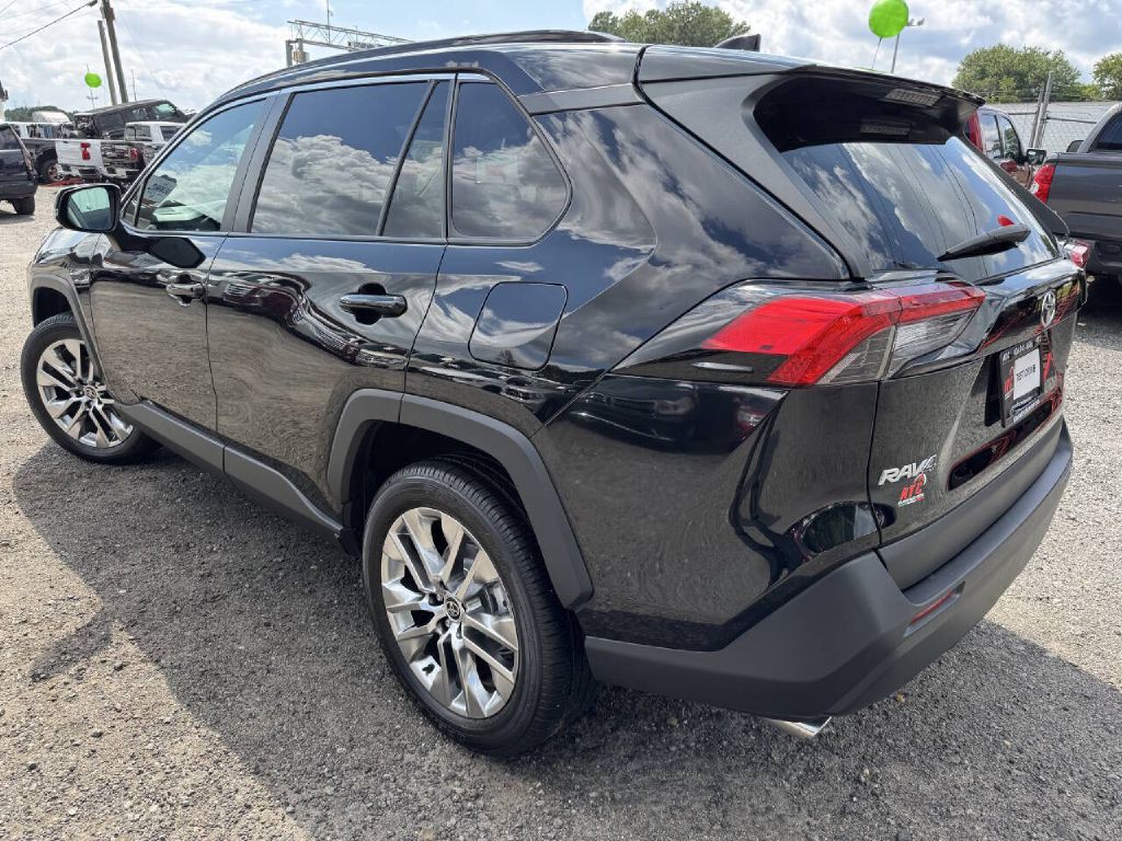 2021 Toyota Rav4 Image 6