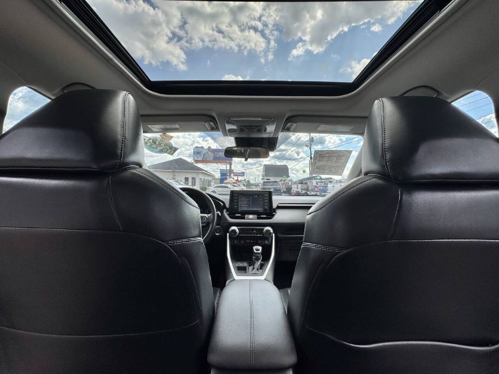 2021 Toyota Rav4 Image 9
