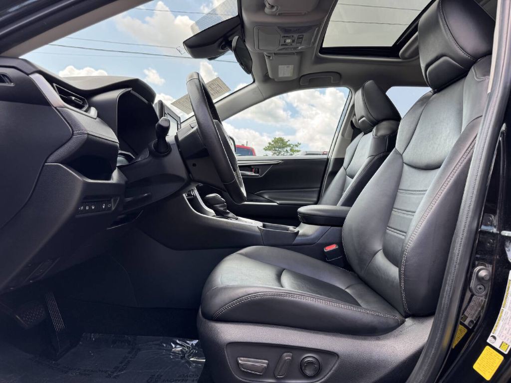 2021 Toyota Rav4 Image 11