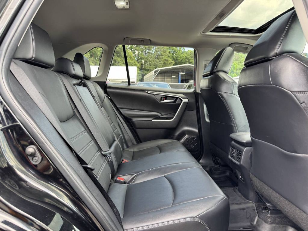 2021 Toyota Rav4 Image 13