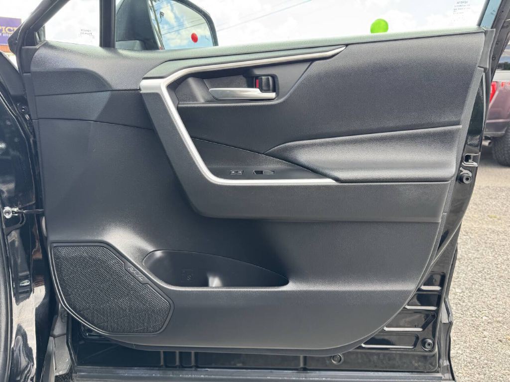 2021 Toyota Rav4 Image 21