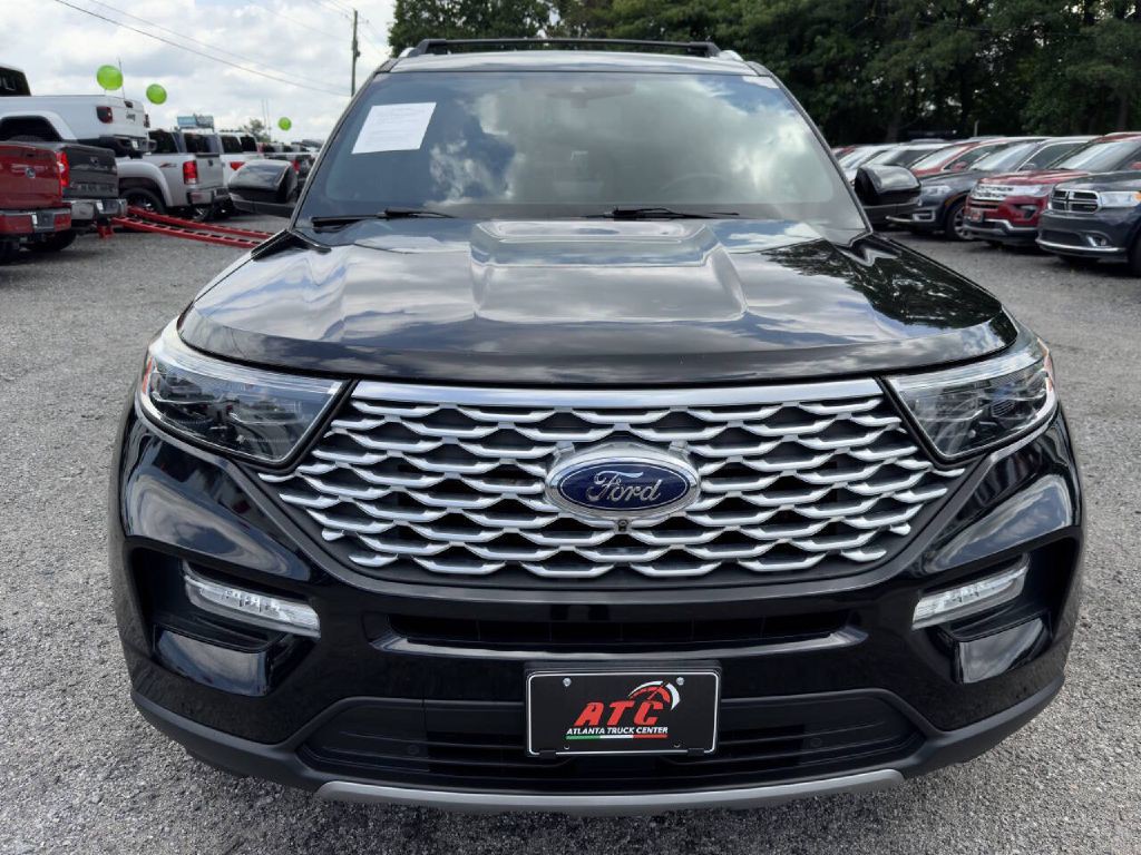 2020 Ford Explorer Image 2