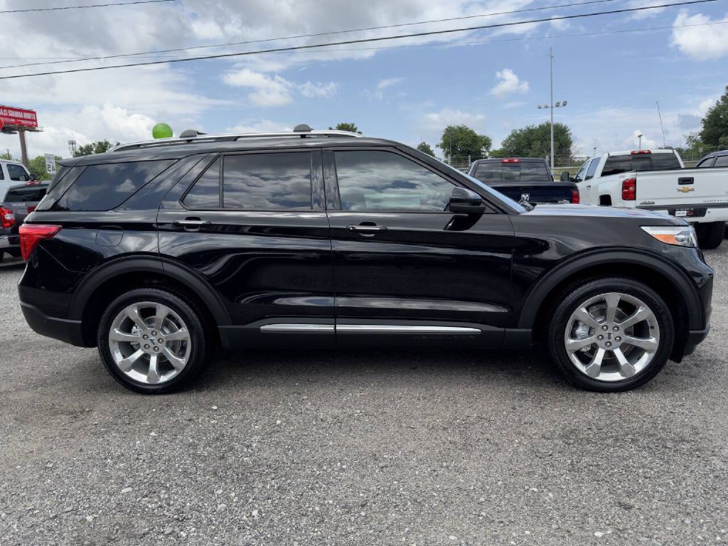 2020 Ford Explorer Image 5