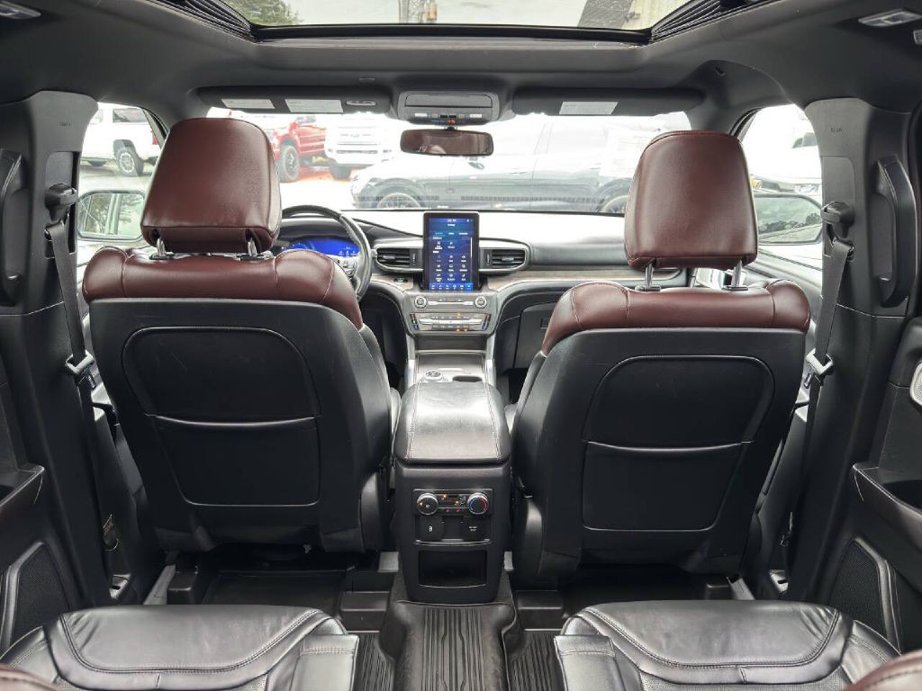 2020 Ford Explorer Image 16