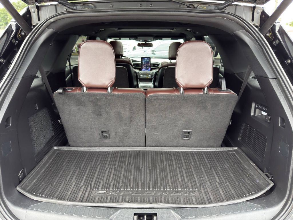 2020 Ford Explorer Image 19